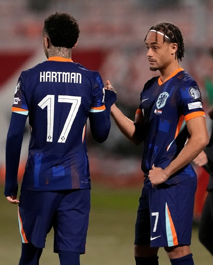 冰岛队在欧洲杯预选赛中创造佳绩,战胜对手 冰岛队在欧洲杯预选赛中创造佳绩,战胜对手