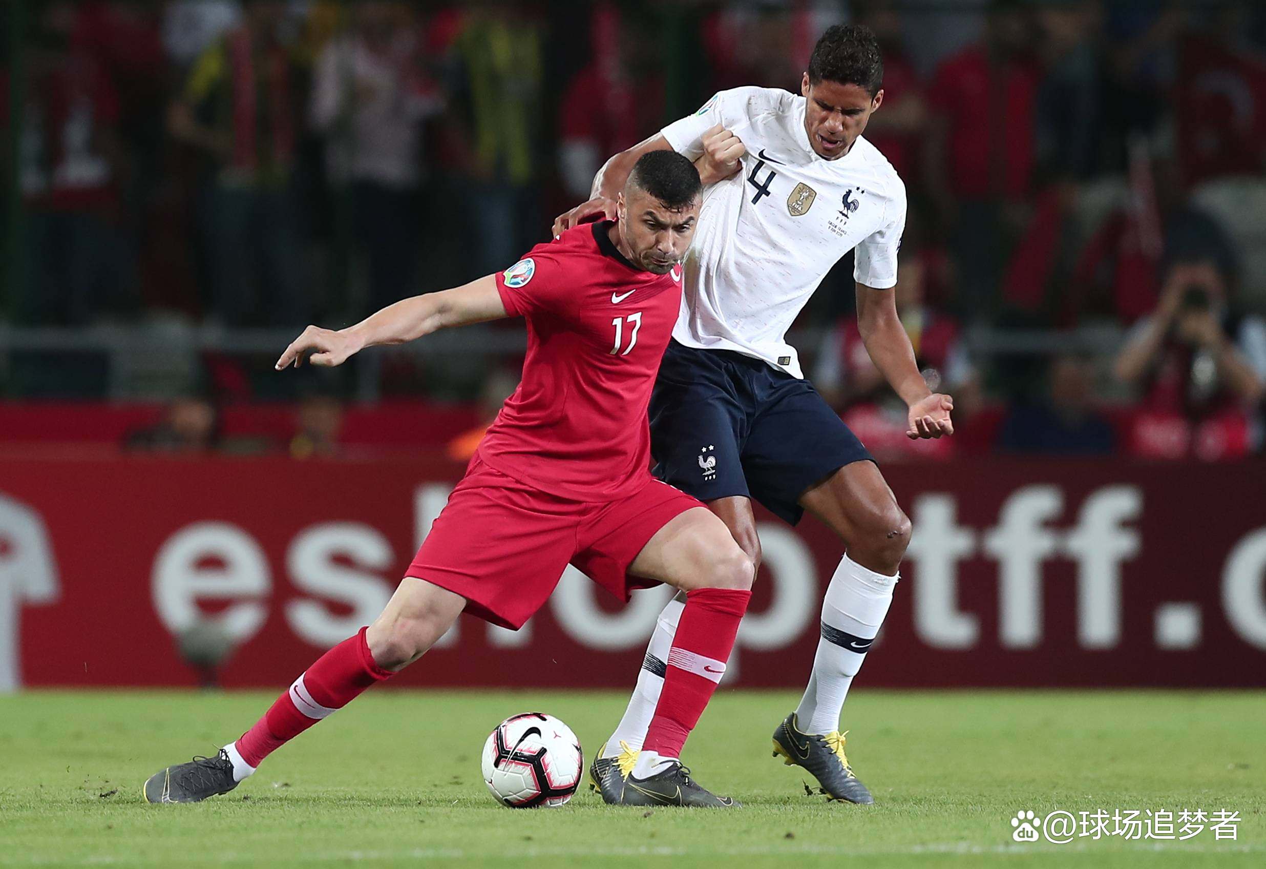 捷克共和国取代沃特福德队赢得比赛的简单介绍