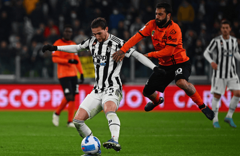 萨索洛主场负于尤文图斯，遭遇三连败的简单介绍